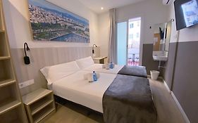 Hostal Bestprice Barcelona Stadium